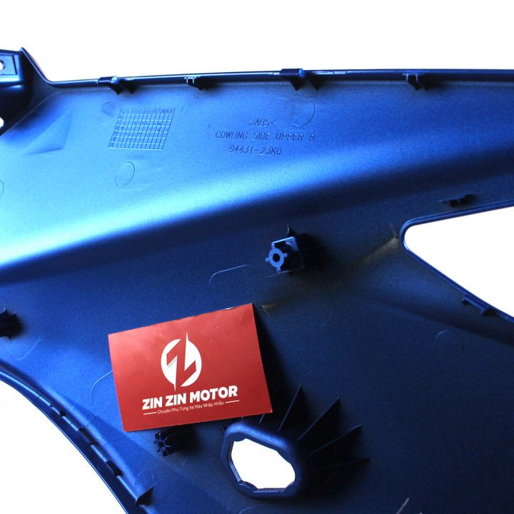 Cánh Yếm Phải Xanh GP - GSX R150