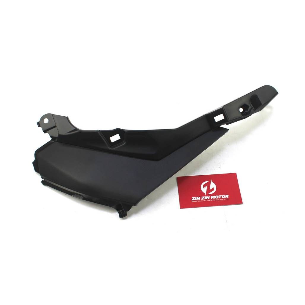 Nhựa Nhám Đầu Đèn Dưới Phải - CBR 150R 6 Nhựa Nhám Đầu Đèn Dưới Phải - CBR 150R