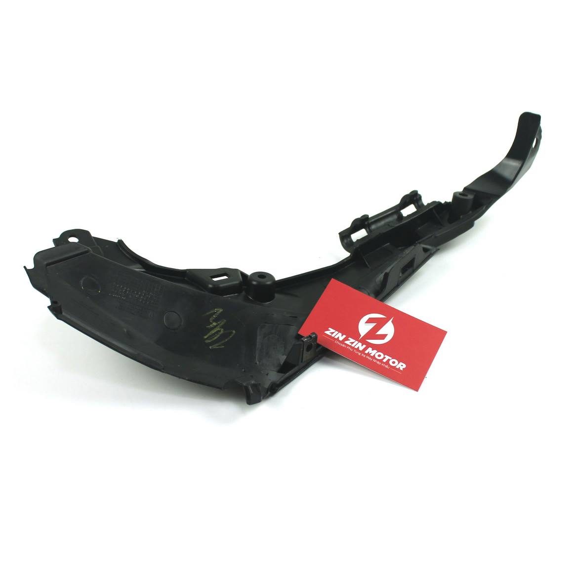 Nhựa Nhám Đầu Đèn Dưới Trái - CBR 150R 2 Nhựa Nhám Đầu Đèn Dưới Trái - CBR 150R