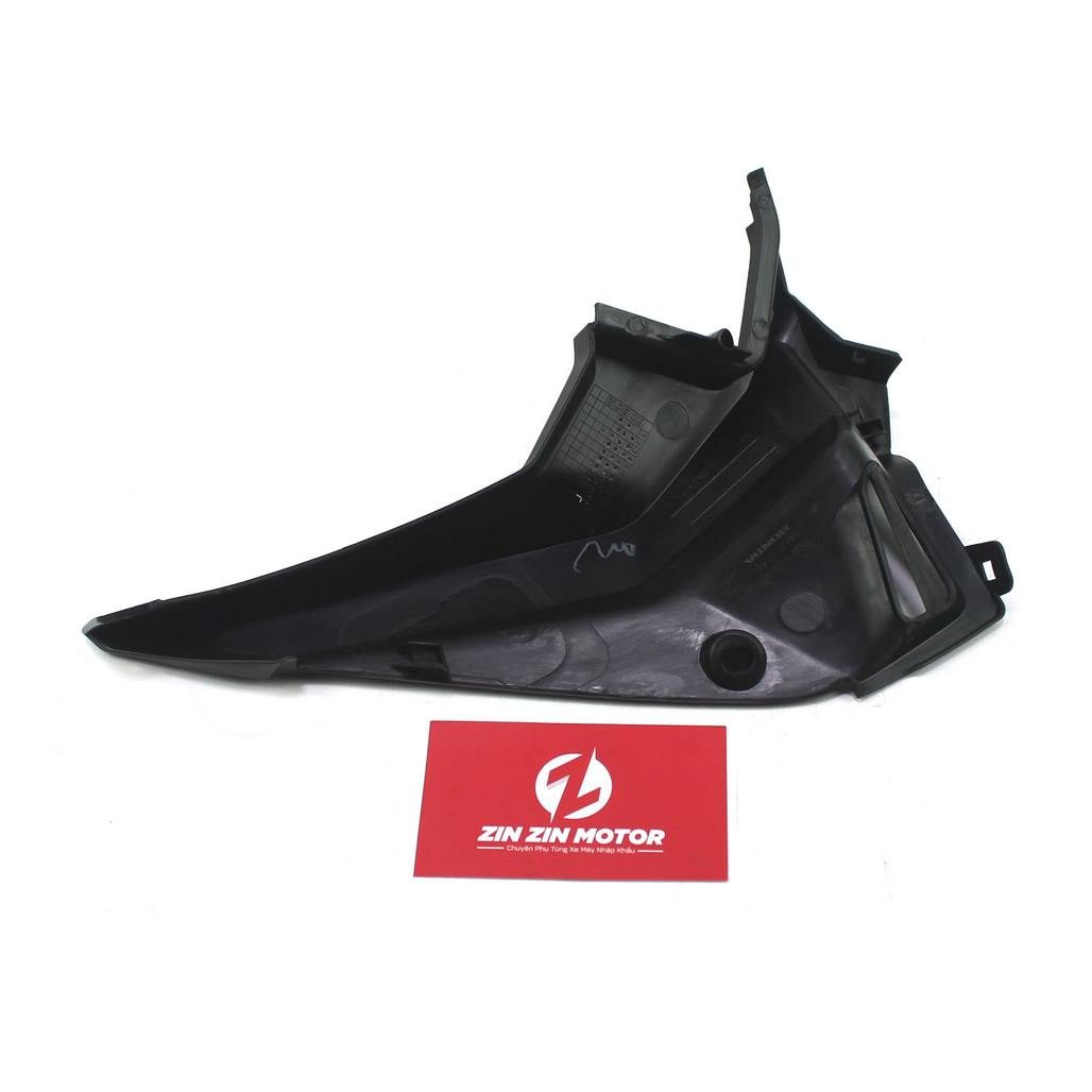 Nhựa Nhám Đầu Đèn Trên Trái - CBR 150R 2 Nhựa Nhám Đầu Đèn Trên Trái - CBR 150R