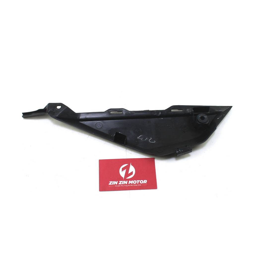 Nhựa Nhám Ốp Hông Trái - CBR 150R
