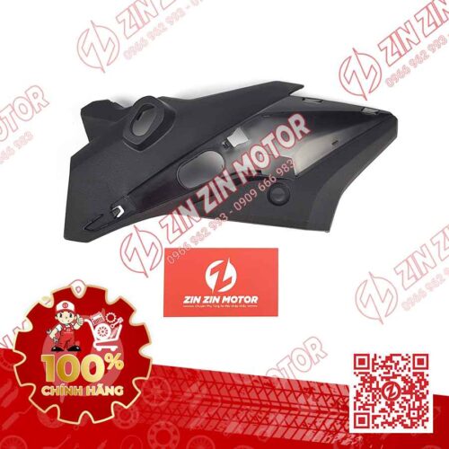 Nhựa Nhám Ốp Đầu Phải CB150R (K15M, K15G)