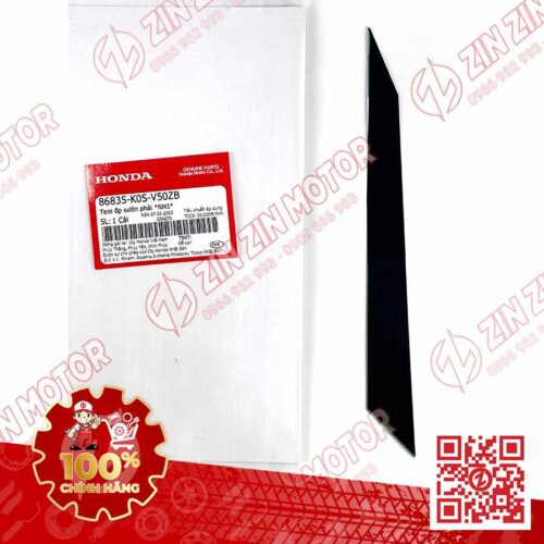 Tem Ốp Sườn Phải SH160i 2023, SH 150i 2022, SH 125i 2023 Xám Xi Măng 86835K0SV50ZB Chính Hãng Honda