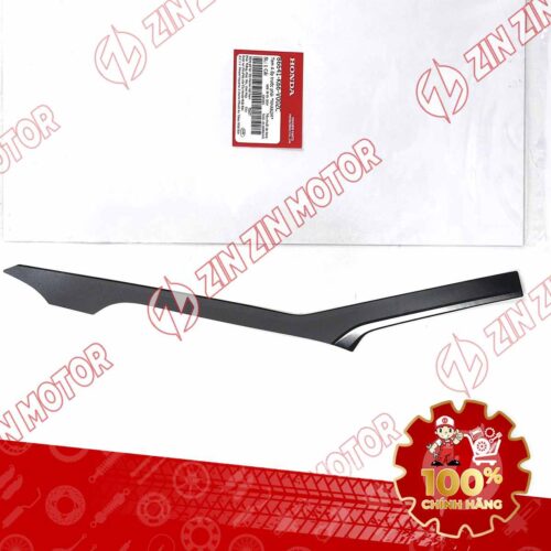 Tem Bửng Trước Phải Trên, Tem Cánh Yếm AB 2016, Air Blade 125 2016 Xám Đen Phiên Bản Thể Thao 86641K66V00ZC Chính Hãng Honda