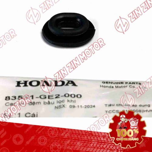 ĐỆM CAO SU BẮT ỐP DƯỚI SƯỜN SAU WAVE RSX 2019 2020 2021 2022 2023 , WAVE ALPHA 2017 - 2023 2024 - 2025, WAVE BLADE 110 , SH 125/160i 2026 83551GE2000 CHÍNH HÃNG