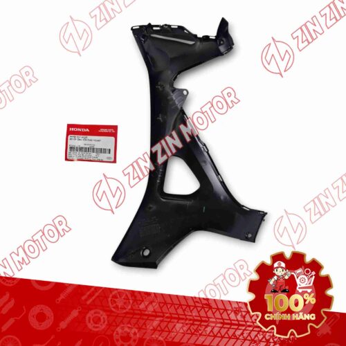 Alternative view of ỐP CÁNH YẾM TRONG WAVE BLADE 110 ĐEN ĐỎ 2017 BẢN THỂ THAO BÊN PHẢI 64460K57A20ZC CHÍNH HÃNG