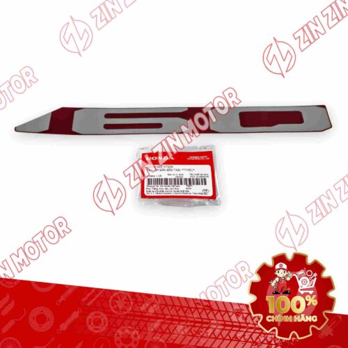 Alternative view of TEM CHỮ 160 ỐP LƯỜN GIỮA AIRBLADE (AB) 160 2025 BÊN TRÁI BẢN XÁM XI MĂNG 86648K2ZV70ZA CHÍNH HÃNG